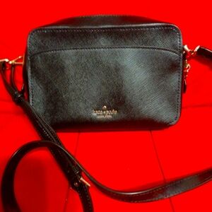 kate spade Black Crossbody Bag with Smooth Leather and Thin Strap